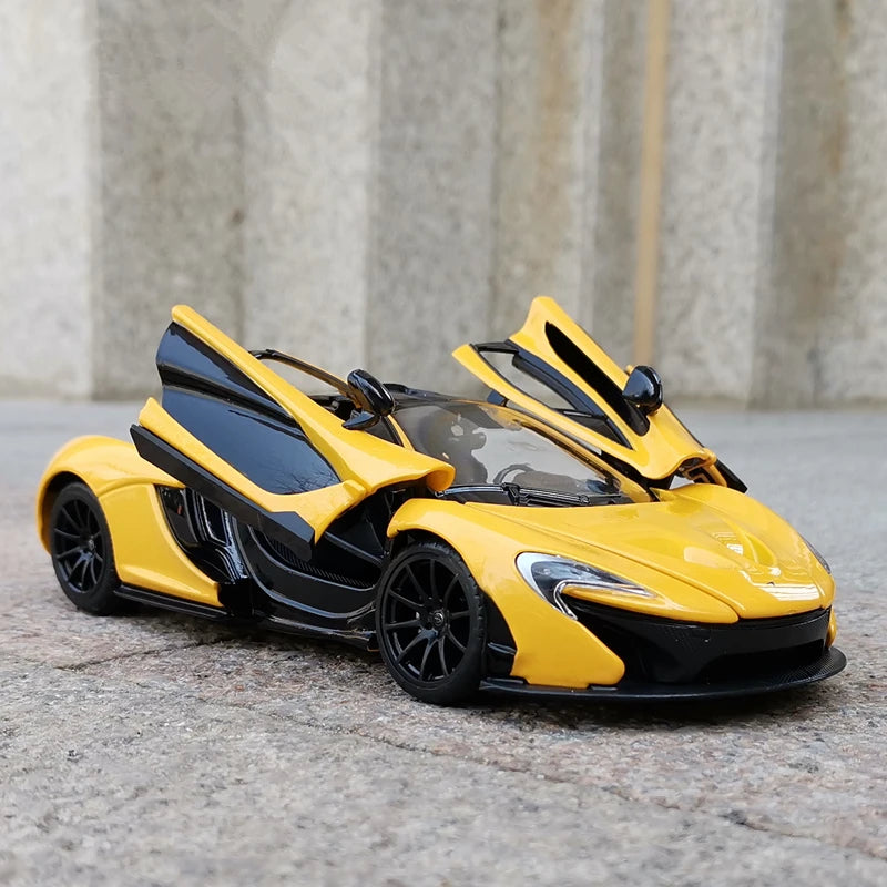 1/24 McLaren P1 Alloy Sports Car Model Diecasts Metal Toy Vehicles SuperCar Model Collection High Simulation Childrens Toys Gift